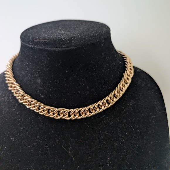 Goldtone Chain Necklace Dynamite - Picture 3 of 6
